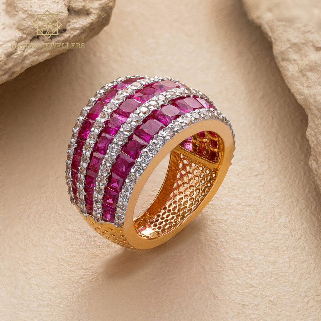 Fine gold ruby ring by Hibaat